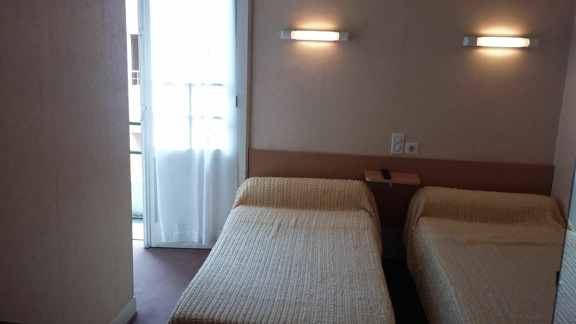 לורדה Hotel Du Viscos מראה חיצוני תמונה