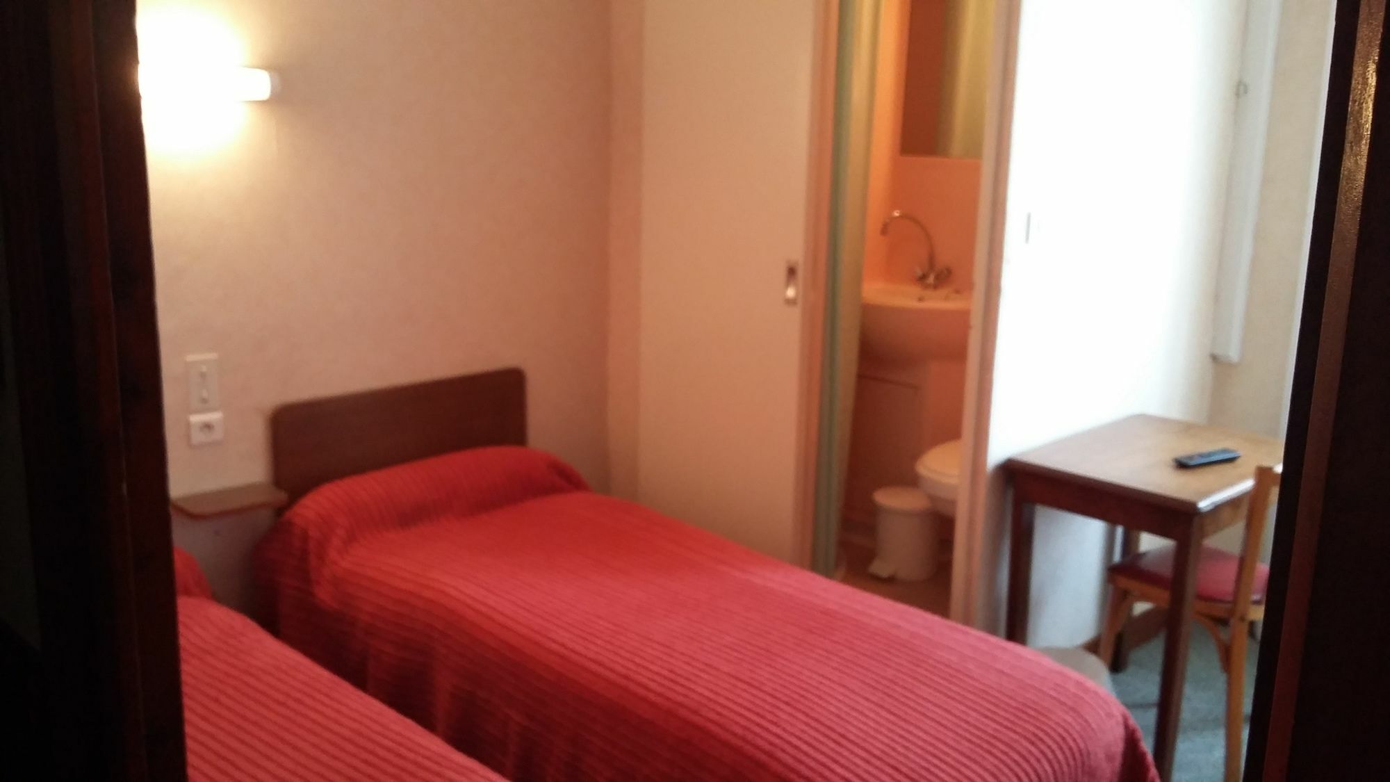 לורדה Hotel Du Viscos מראה חיצוני תמונה